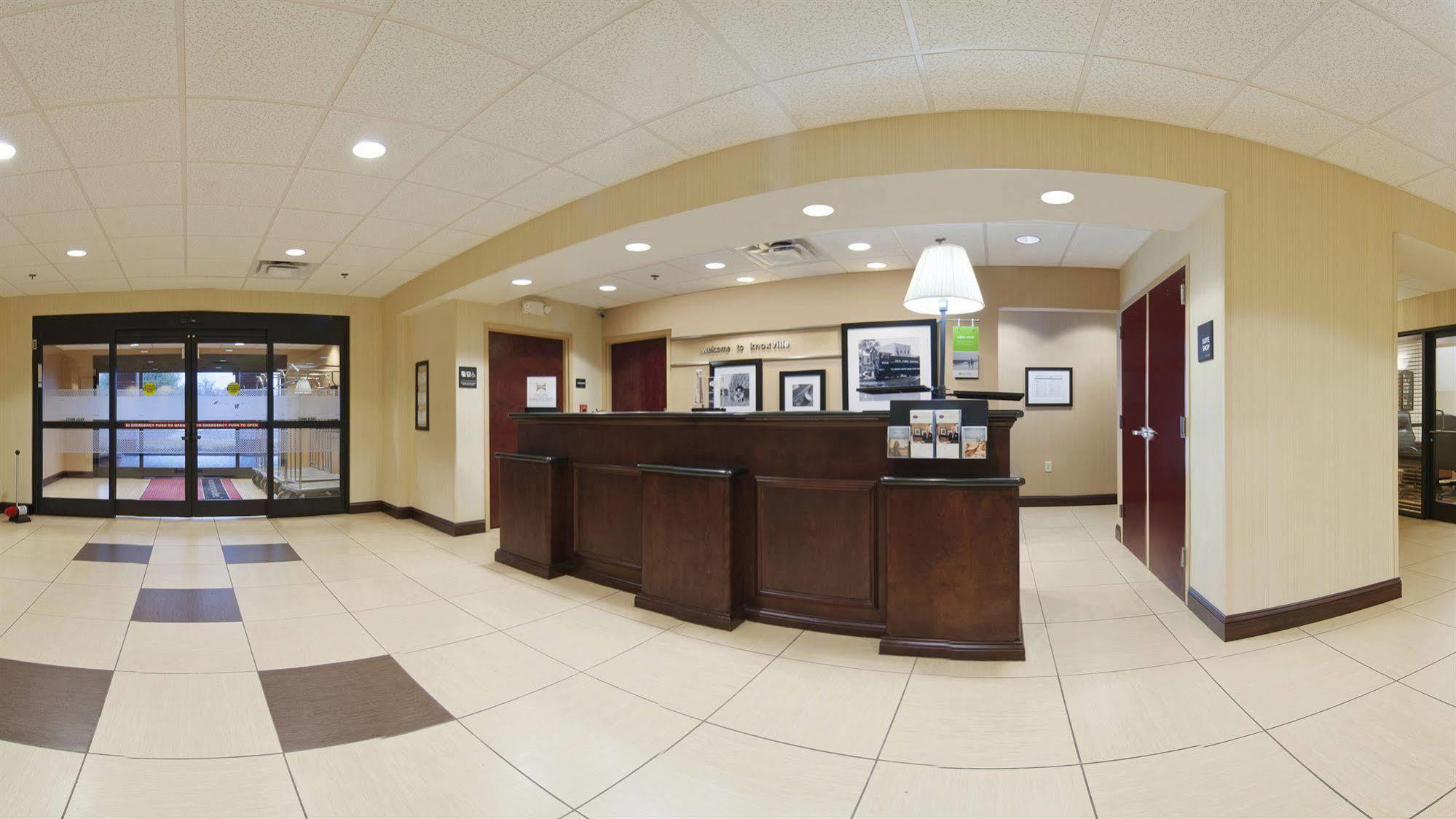 Hampton Inn & Suites-Knoxville/North I-75 Экстерьер фото